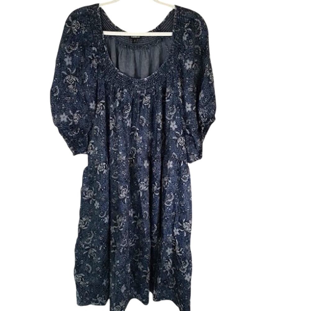 Torrid Blue Floral Smocked‎ Midi Dress Pockets Size 4 w/ Pockets
